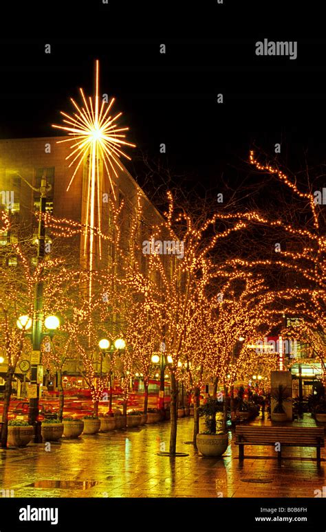 Downtown Seattle During The Christmas Holiday Celebrations With Festive