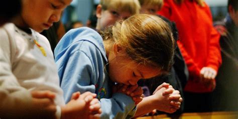 Нерелигиозные дети проявляют больше сочувствия и доброты Исследование