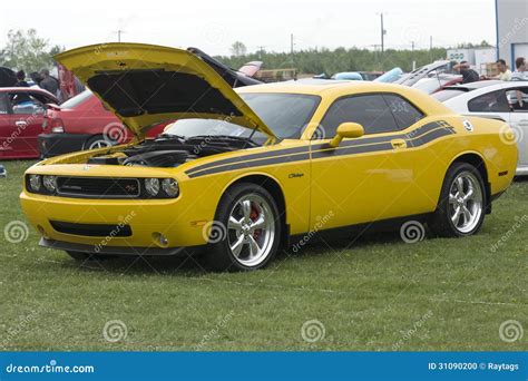 Dodge Challenger Editorial Image Image Of Event Chrome 31090200
