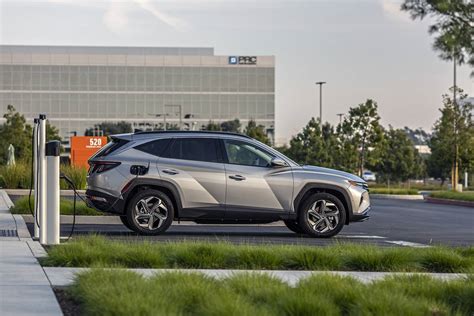 2022 Hyundai Tucson Plug In Hybrid Priced Less Than Toyota Rav4 Prime