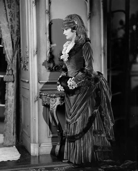 Katharine Cornell As The Countess Ellen Olenska In The Age Of Innocence Nyc Empire Theatre