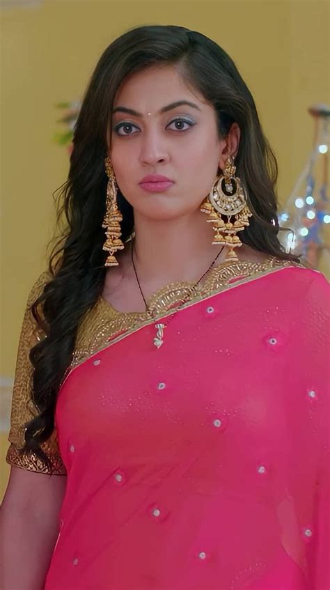Meera Serial Actress Saree Lover Hd Phone Wallpaper Peakpx