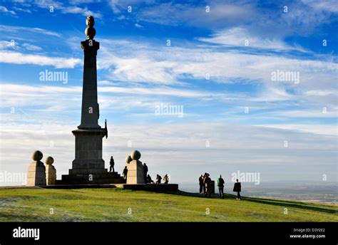 Bucks Chiltern Hills Monument On Coombe Hill Viewpoint Over