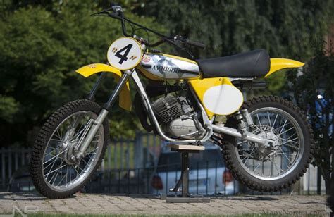 With all of our 50cc mopeds one of the main reasons why you should pay attention to the cc is that it also determines what you can drive. Ancillotti 1976 Cross 50 Sachs