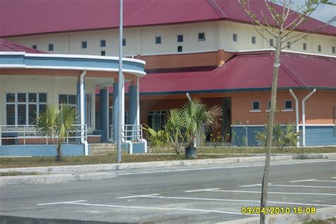 Além disso, facilita o acesso do diretor ao monitoramento de alunos internos e externos. MRSM Pekan - MRSM Tun Abdul Razak
