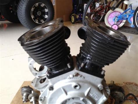 1939 harley davidson flathead red in new york city, 1945 harley davidson flathead in salt lake city, 1946 harley davidson motor is complete. Buy Harley UL Flathead 1944 Motor on 2040-motos