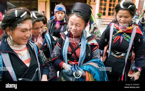 black-hmong-women-stock-photos-black-hmong-women-stock-images-alamy