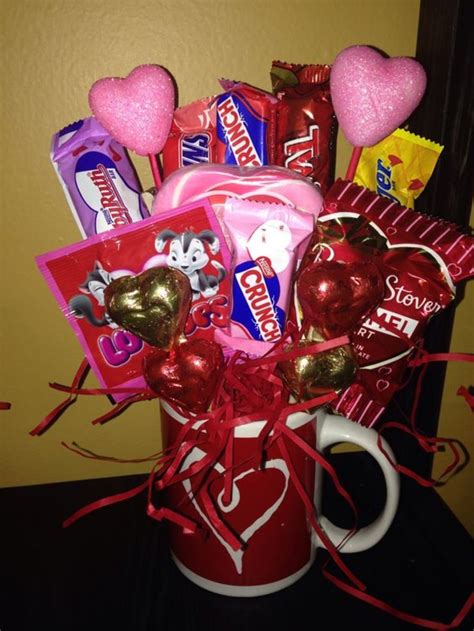 60 Romantic Diy Valentines T Basket Ideas That Shows Your Love Valentine T Baskets Diy