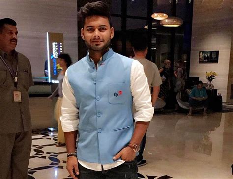 Rishabh pant moved around from city to city in his early teens to make a a year after making his ranji trophy debut at the age of 18 in 2015, pant broke records by scoring a. Rishabh Pant (Cricketer) Wiki, Biography, Age, Matches ...