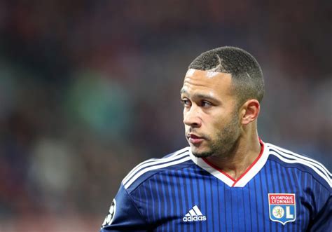 Memphis depay, né le 13 février 1994 à moordrecht, est un footballeur international néerlandais qui évolue au poste d'attaquant sous le maillot du fc barcelone. Lyon will meet with Memphis Depay to begin contract ...