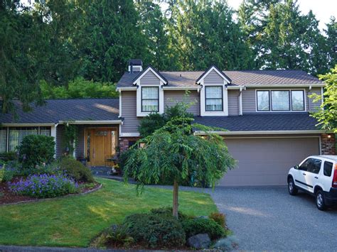 Presidential shake is the original luxury shingle created to replicate the look of cedar shakes with the performance of fiber glass construction. CertainTeed Presidential TL Shadow Gray - Mill Creek, WA ...