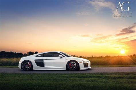 White Audi R8 Forged Wheels Air Suspension Staggered Audi R8 Audi