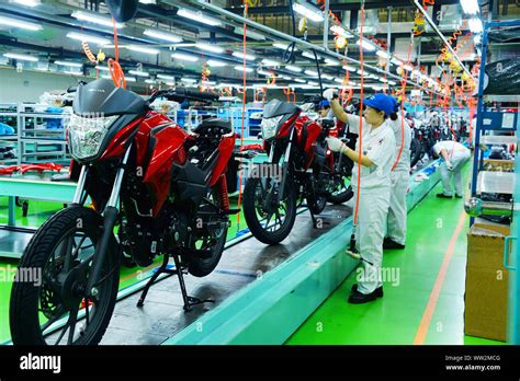 Motorcycle Factory Assembly Line Hi Res Stock Photography And Images