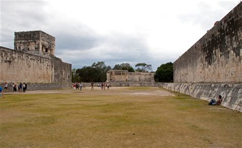 10 Ancient Mayan Sacrifices Barnorama