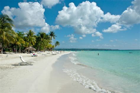 Seven Mile Beach Negril Best Beaches In Jamaica Private Jamaican