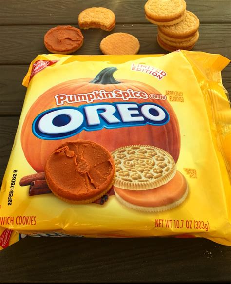 review nabisco pumpkin spice oreos junk banter