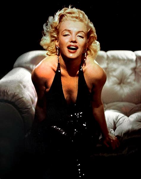Marilyn Monroe By Richard Avedon 1957 Vintage Hollywood Hollywood Glamour Hollywood Stars