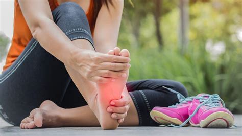 3 Highly Effective Treatments For Plantar Fasciitis Foundation Chiropractic And Physiotherapy
