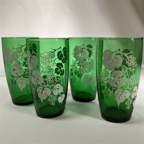 Vintage Set Green Drinking Glasses White Vine Set Of 4 Colored Etsy Green Drinking Glasses