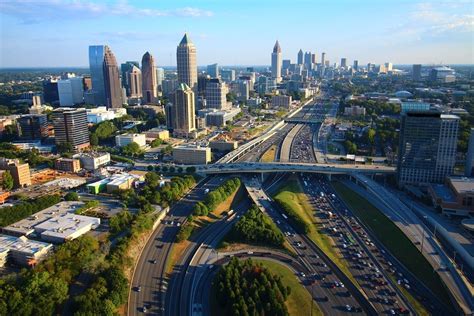 Tips For Surviving Atlanta Traffic During Your Rush Hour