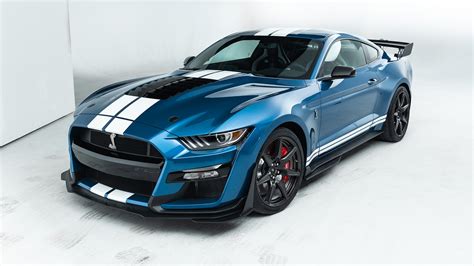 2020 Ford Mustang Shelby GT500 First Look: Snakebite