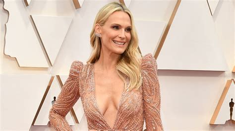 Molly Sims Has Legally Blonde Moment In Pink Bikini Not Mad About