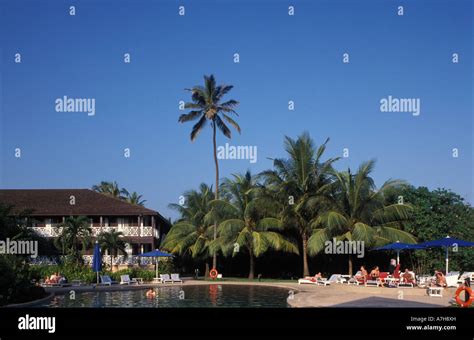 Labadi Beach Hotel Swimming Pool Accra Ghana Stock Photo Alamy