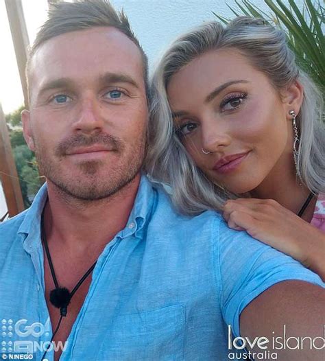 Love Island Australias Dom And Shelby On Erin And Eden Daily Mail Online