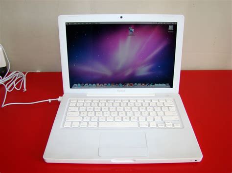 Macbook Apple A1181 Osx 1068 Dual Core 1gb 160gb 216ghz 13
