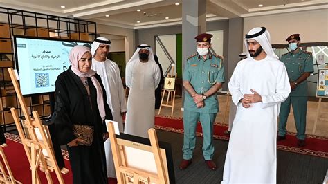 وكالة أنباء الإمارات ماجد بن سعود المعلا يفتتح معرض الزخرفة والقطع