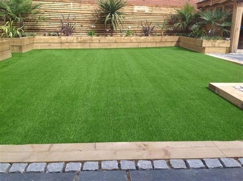 Garden edging ideas create clean and clear lines that separate grass from the flower beds. Small Garden Ideas With Artificial Grass - Garden Design