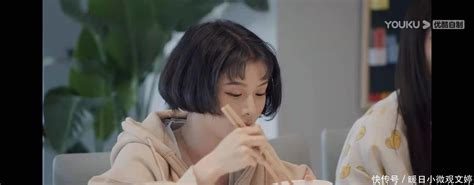 Jan 06, 2021 · 《同一屋檐下》，把观众智商按在地上摩擦，邓紫棋李诞你们别演了 这篇剧评可能有剧透 《同一屋檐下》作为一款生活蒙太奇剧式化综艺慢综艺（这个标签摘自百科），最大的看点就是明明是按照剧情演的生活日常，观察嘉宾还信誓旦旦的说真实，还一本正经. ：有些人虽然没有获得爱情，但却获得了更美好的东西 - 360娱乐，你开心就好
