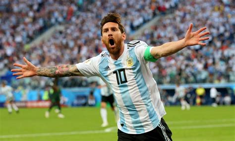 Los cafeteros, que recibirán a argentina el próximo martes, estudian y analizan qué hacer para contener al 10 de la selección. Según Olé, Messi vuelve a la selección para ganar la Copa ...