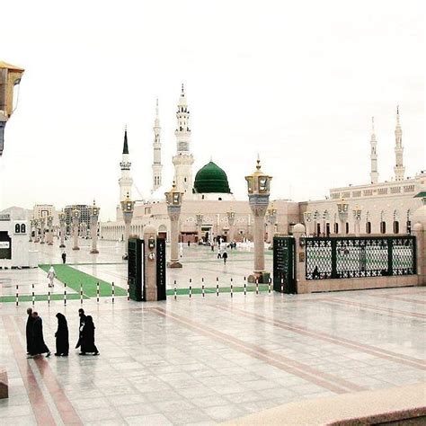 Pin By •b Ł Ú Ñ T☠️💯🔥 On Madina Beautiful Mosques Medina Mosque