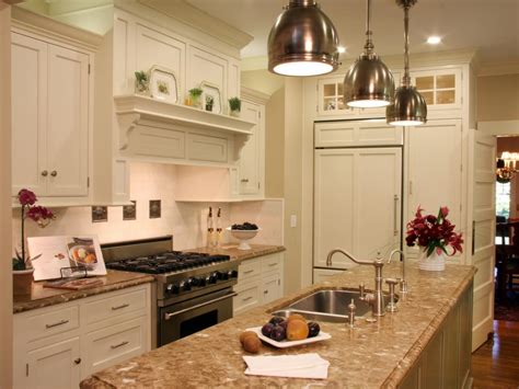 Very Small Kitchen Ideas Pictures And Tips From Hgtv Cottage Style