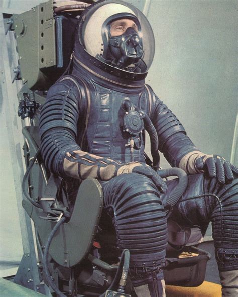 Archillect On Twitter Space Suit Retro Futurism Vintage Space