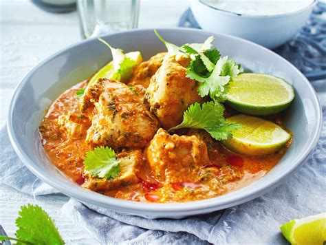 Check spelling or type a new query. Chicken Masala - Rezept für das würzige Curry in 2020 ...