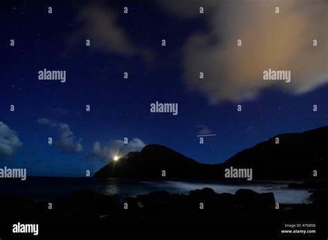 Night Sky In Oahu Hawaii Stock Photo Alamy