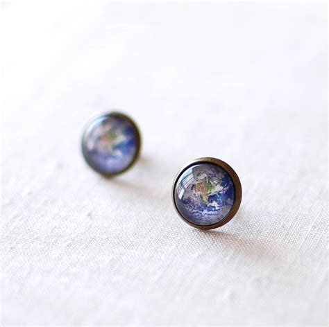 Planet Earth Earrings By Juju Treasures