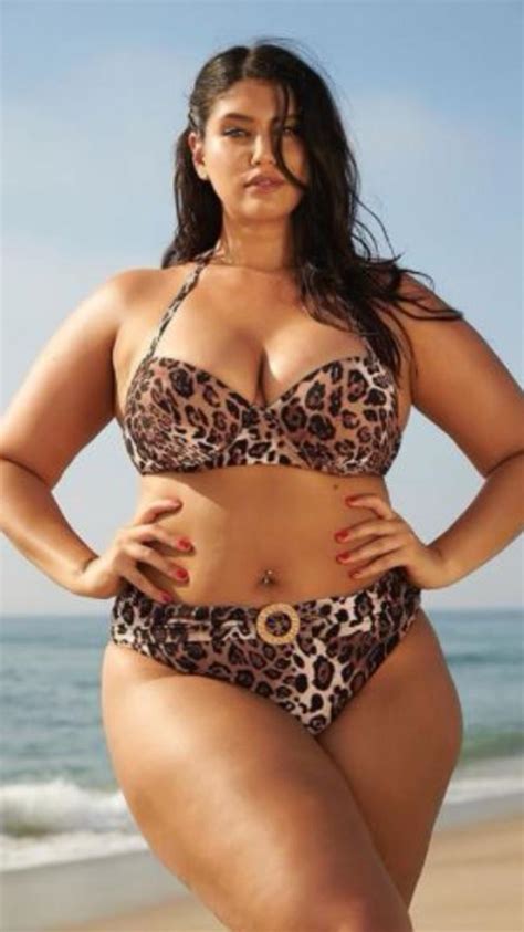 Australian Curvaceous Model Latecia Thomas Latest Bikini Picture Is