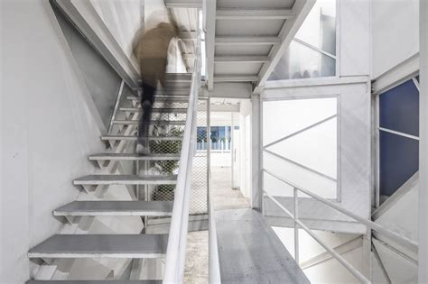 Galería De Espacio En Blanco Yemail Arquitectura 14