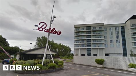 Butlins Bognor Regis Death Man Dies After Bar Fight Bbc News