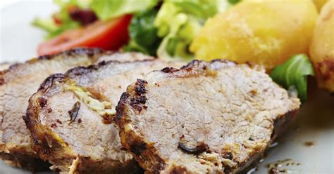 I try to always keep a couple of these uncooked pork roasts in my freezer for last minute dinners. How Many Calories Are in 4 Ounces of Pork Tenderloin? | LIVESTRONG.COM