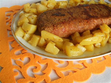 700 g di patate 70 g di burro 1 pz di uovo 200. Polpettone di carne con patate al forno SHIKAKUTORU.INFO