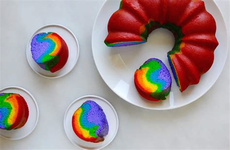 In addition to more efficient, you can also add to the experience. Video: Easy Rainbow Cake | Just a Taste