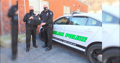 Harlan Police receive grant for new vests - Harlan Enterprise | Harlan