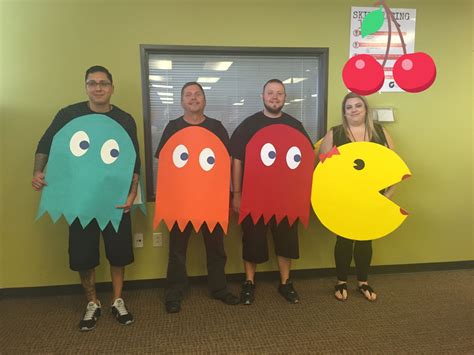 Mrs Pacman Costume Halloween Pacman Group Costume Pac Man Halloween