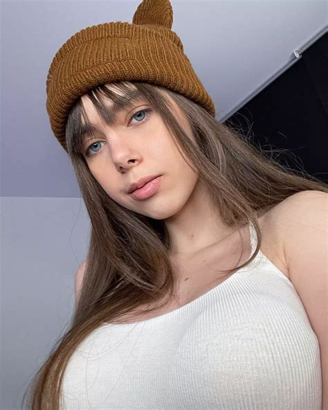 Ijenz Twitch Asmr Wiki Biography Age Height Boyfriend Net Worth