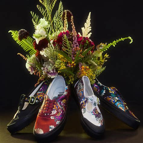 Featuring vans famous checkerboard pattern throughout in light purple, these shoes provide an authentically original spin on one of the most. Opening Ceremony x Vans Satin Floral Collection - Sneaker ...