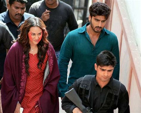 Guess What Arjun Kapoor And Sonakshi Sinha Are Bonding About Missmalini